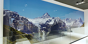 Grosses Panoramafoto als Wandbild auf Glas.