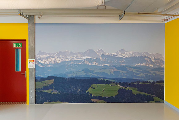 Panoramafoto als Wandbild in Aufenthaltsraum.