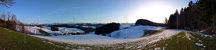 P001658: Panorama Emmental: Winterliche Hügellandschaft mit Berner Alpen
