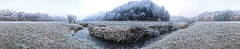 P003003: Panoramabild Renaturierter Bachlauf