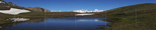 P003863: Panoramabild Bergsee, Alpweide und Alpenpanorama
