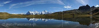 P006718: Panorama Spiegelung von Eiger, Mönch und Jungfrau in Bergsee
