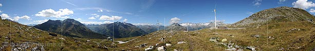 P008223: Panoramabild Windräder in Berglandschaft (Erneuerbare Energie)