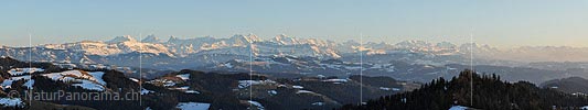 P009162: Panoramafoto Berner Alpen vom Emmental