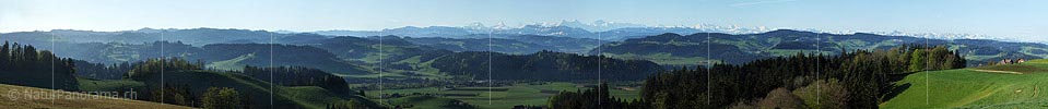 P009881: Hochauflösendes Panorama Berner Alpen vom Emmental