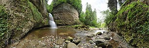 P010218: 360° Gigapixel Foto Wasserfall in Schlucht (Langzeitbelichtung)