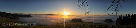 P010916: Panoramafoto Abendstimmung mit Nebelmeer