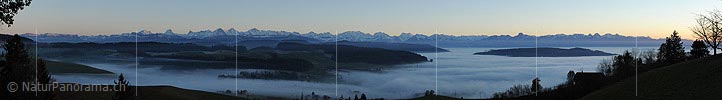 P010960: Panoramabild Nebelmeer über Biglen und Arnisäge
