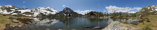 P013003: 360° Panoramabild Bergsee mit schwacher Spiegelung