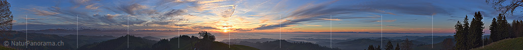 P016932: Panoramafoto Abendstimmung über dem Emmental