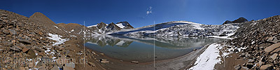 P016948: Gigapixel Panoramafoto Unberührte Berglandschaft mit Bergsee (Spiegelung)