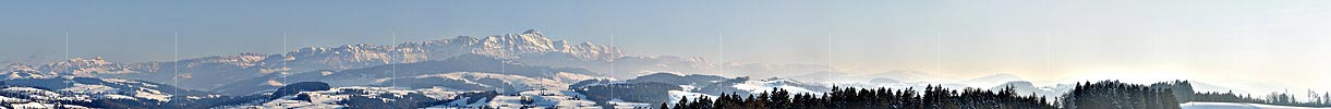 P017515e: Panorama Bergkette des Alpsteins mit Säntis von Norden (St.Gallen) ENTWURF
