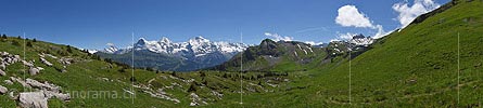 P018068: Panoramafoto Eiger, Mönch und Jungfrau aus der Region Lobhornhütte