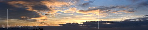 P018854: Panoramafoto Abendliches Wolkengemälde