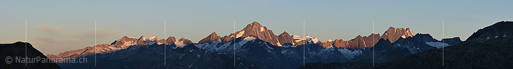 P020213a: Panoramafoto Berner Alpen vom Furkapass