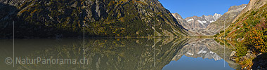 P022342b: Panoramafoto Spiegelung von Lauteraarhorn und Unteraargletscher im Grimselsee