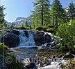 P023161b: Panoramafoto Wasserfall in Naturlandschaft