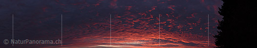 P023822: Panoramafoto Abendstimmung mit kunstvoll geformten Wolken